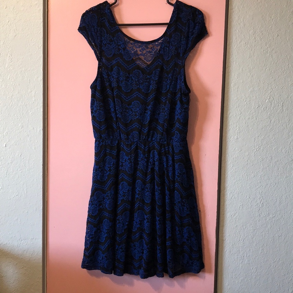 Kohl’s Lace Black/Blue Dress